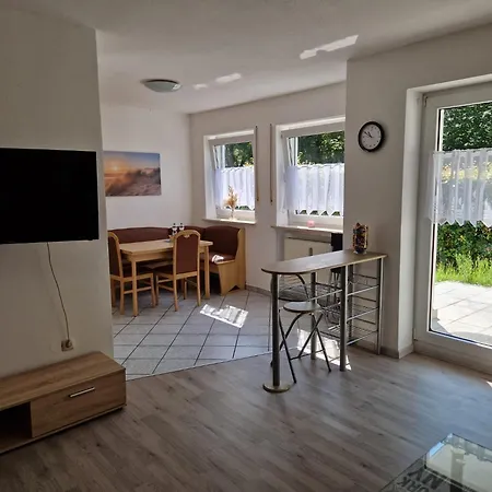 Mit Garten-terrasse Apartment Unterneukirchen